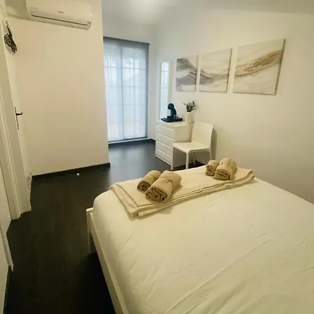 Casa Olivia Villamartin Golf Holiday home