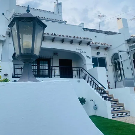 Casa Olivia Villamartin Golf Holiday home *